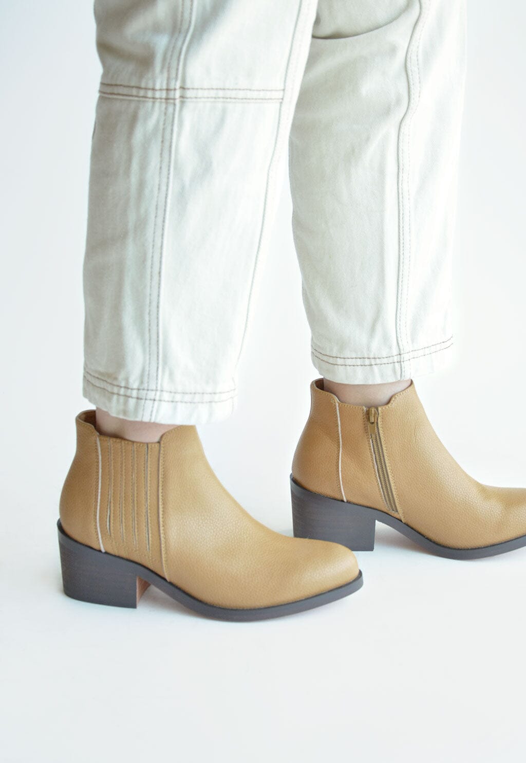 Botines Mujer Pinda Camel Giani Dafirenze - Main Image