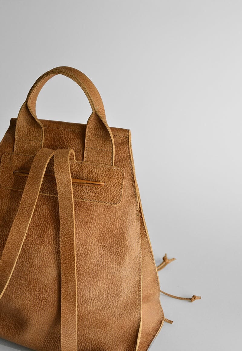 Mochila Mujer / Sauce Camel MOCHILAS Giani Dafirenze
