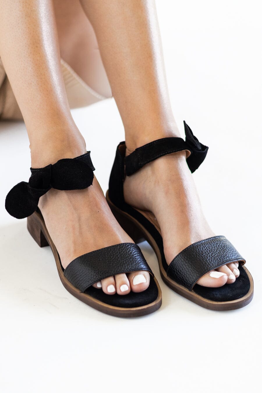 Sandalia Mujer / Halieto Negro SANDALIAS Giani Dafirenze