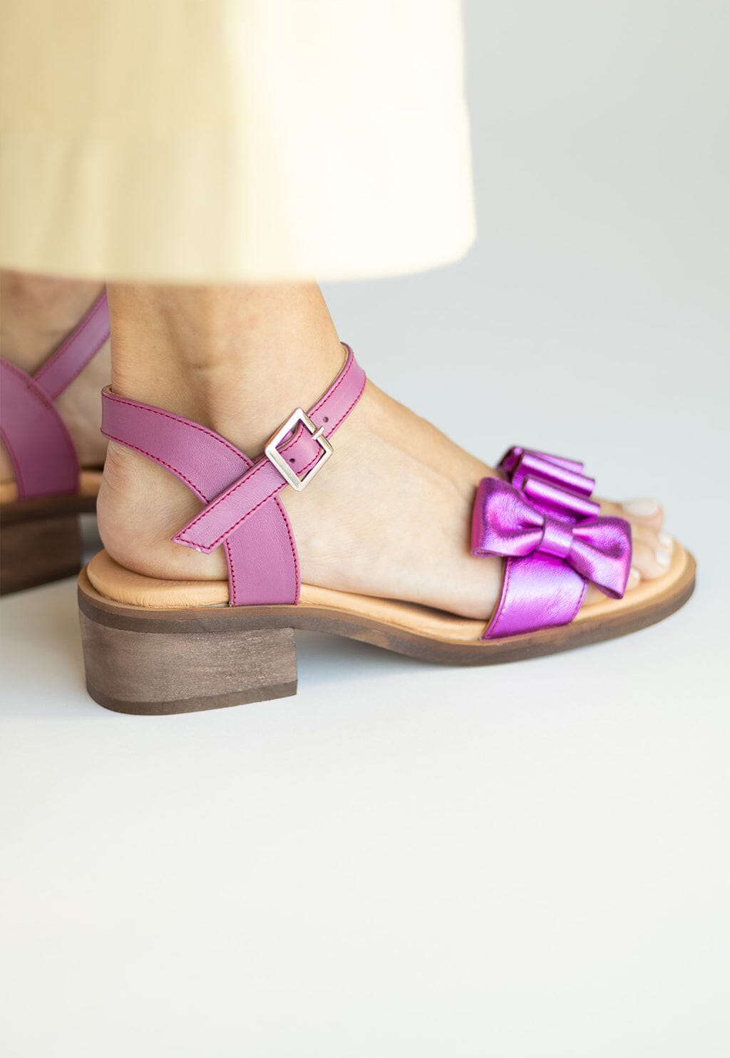 Sandalia Mujer / Nogal Fucsia SANDALIAS Giani Dafirenze