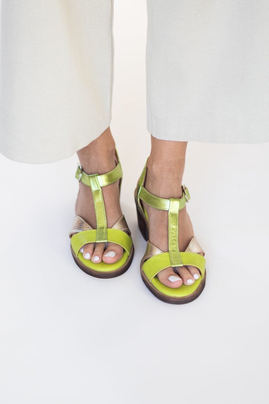 Sandalia Mujer / Sauco Verde Niquel SANDALIAS Giani Dafirenze