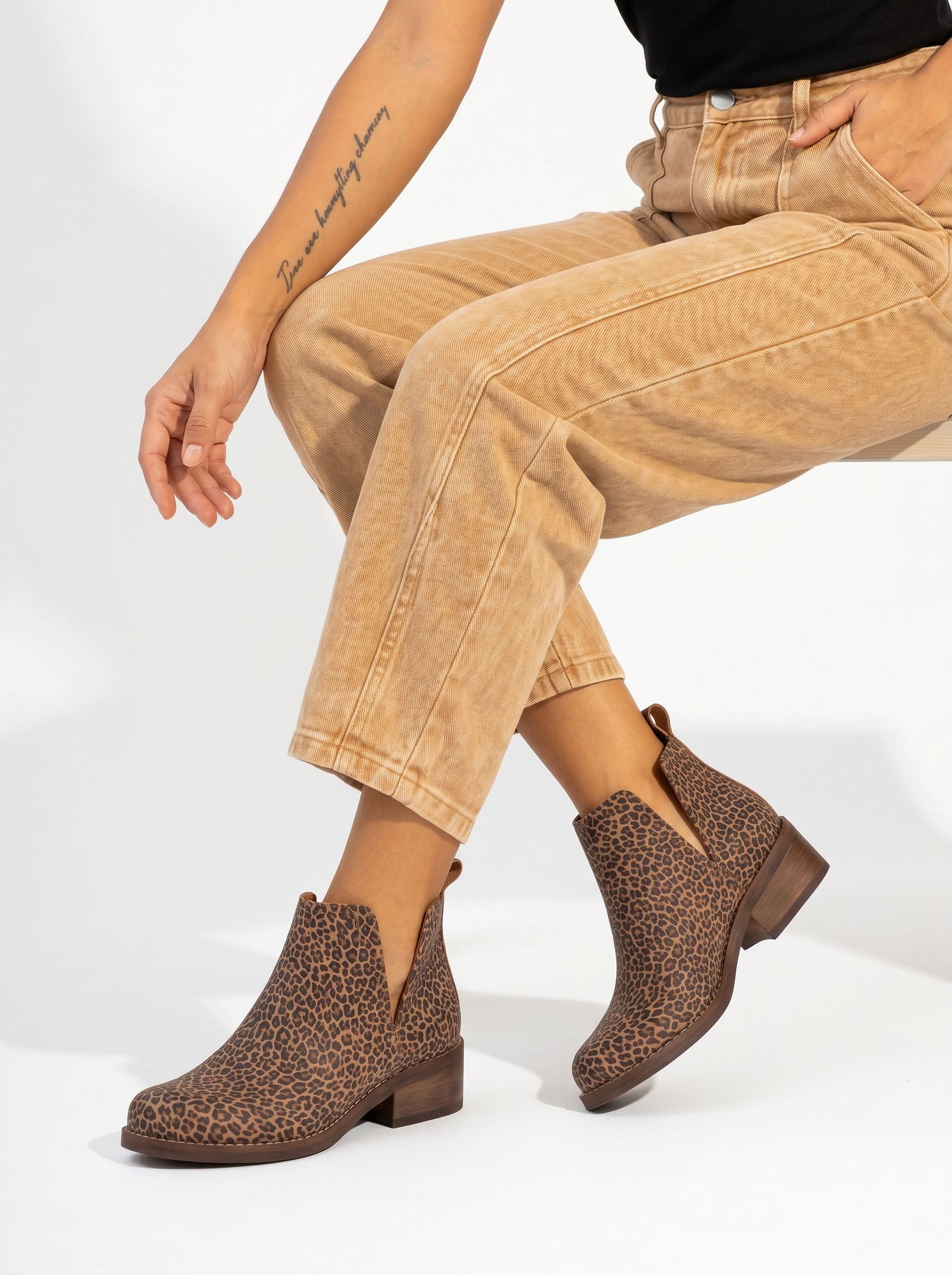 Botin Mujer / Chirigue Leopardo BOTINES Giani Dafirenze 