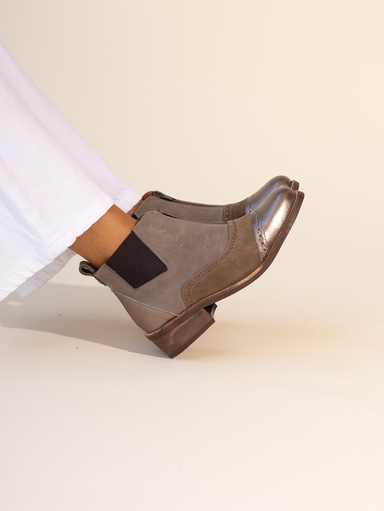 Botin Mujer / Diana Taupe Metalico BOTINES Giani Dafirenze 