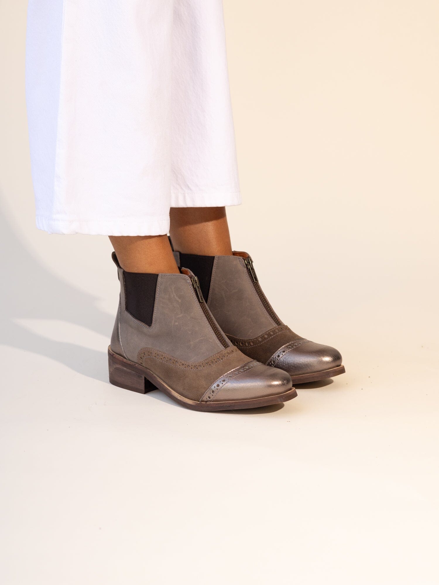 Botin Mujer / Diana Taupe Metalico BOTINES Giani Dafirenze 