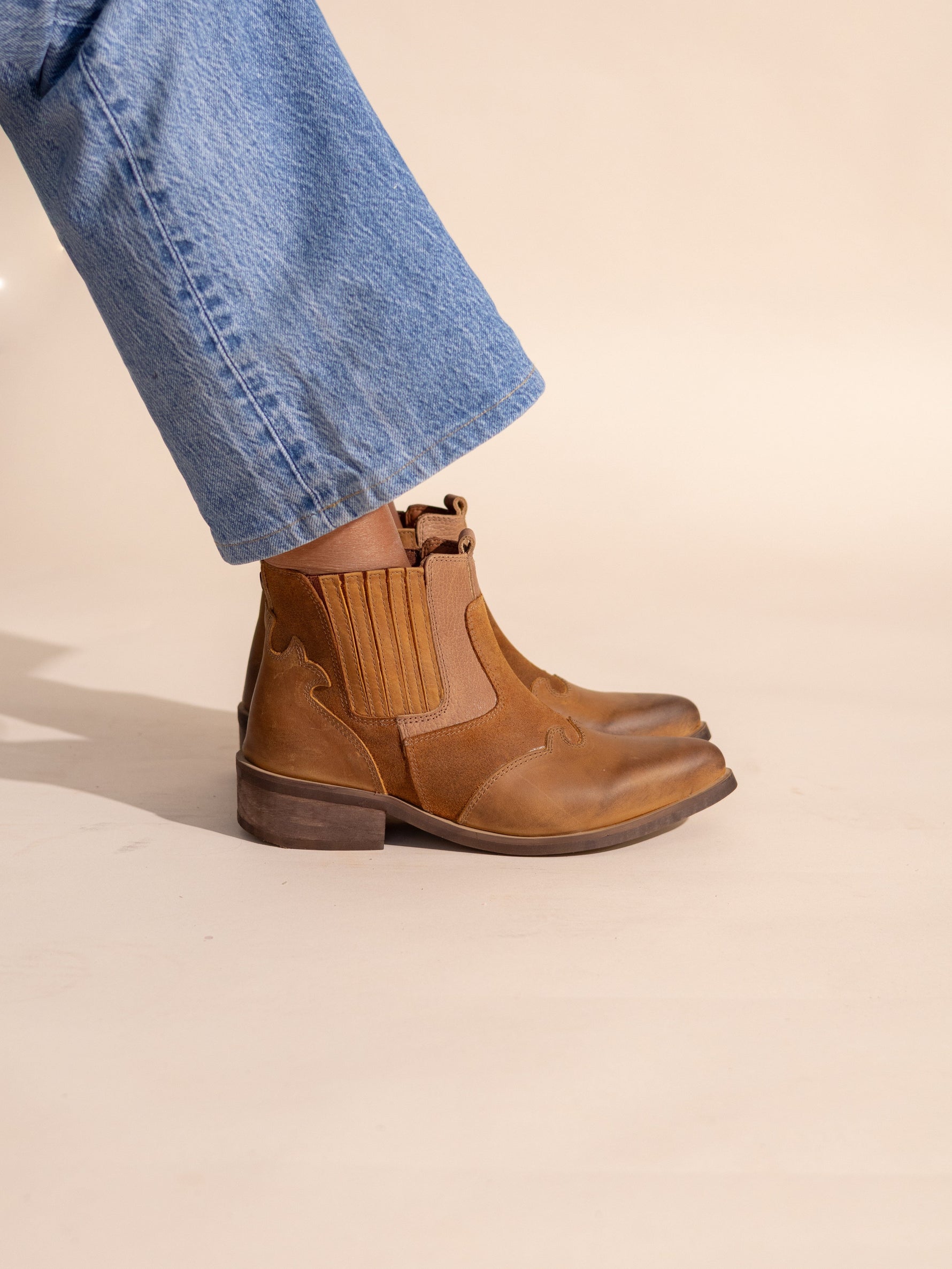 Botin Mujer / Frida Camel BOTINES Giani Dafirenze 