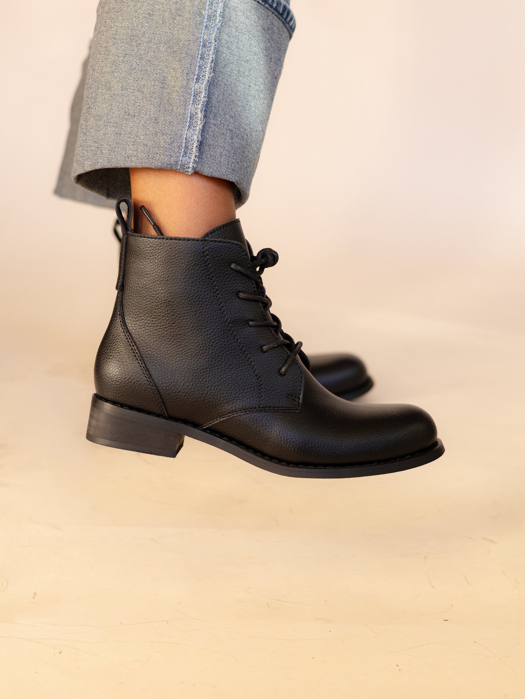 Botin Mujer / Pintoja Negro BOTINES Giani Dafirenze 