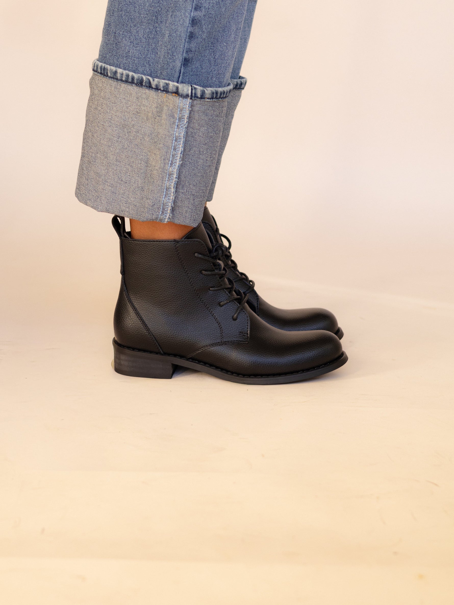 Botin Mujer / Pintoja Negro BOTINES Giani Dafirenze 