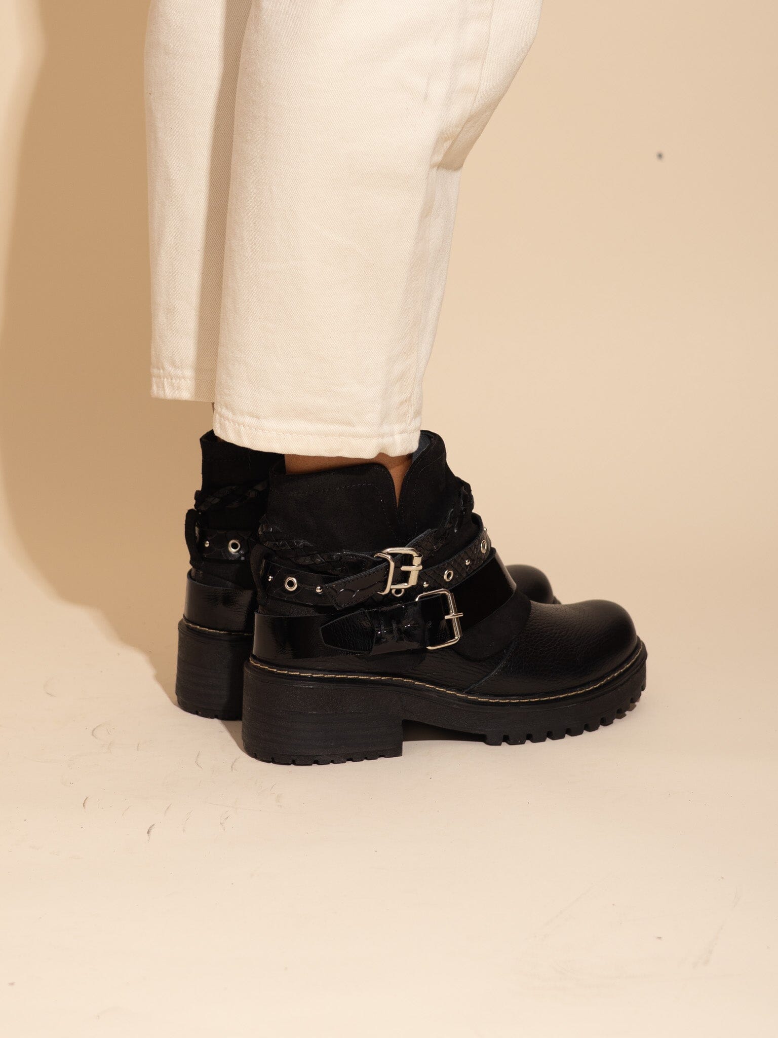 Botin Mujer / Queltehue Negro BOTINES Giani Dafirenze 
