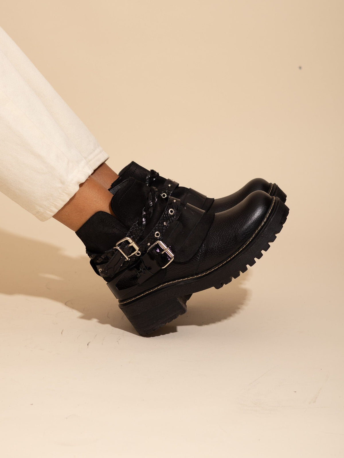 Botin Mujer / Queltehue Negro BOTINES Giani Dafirenze 