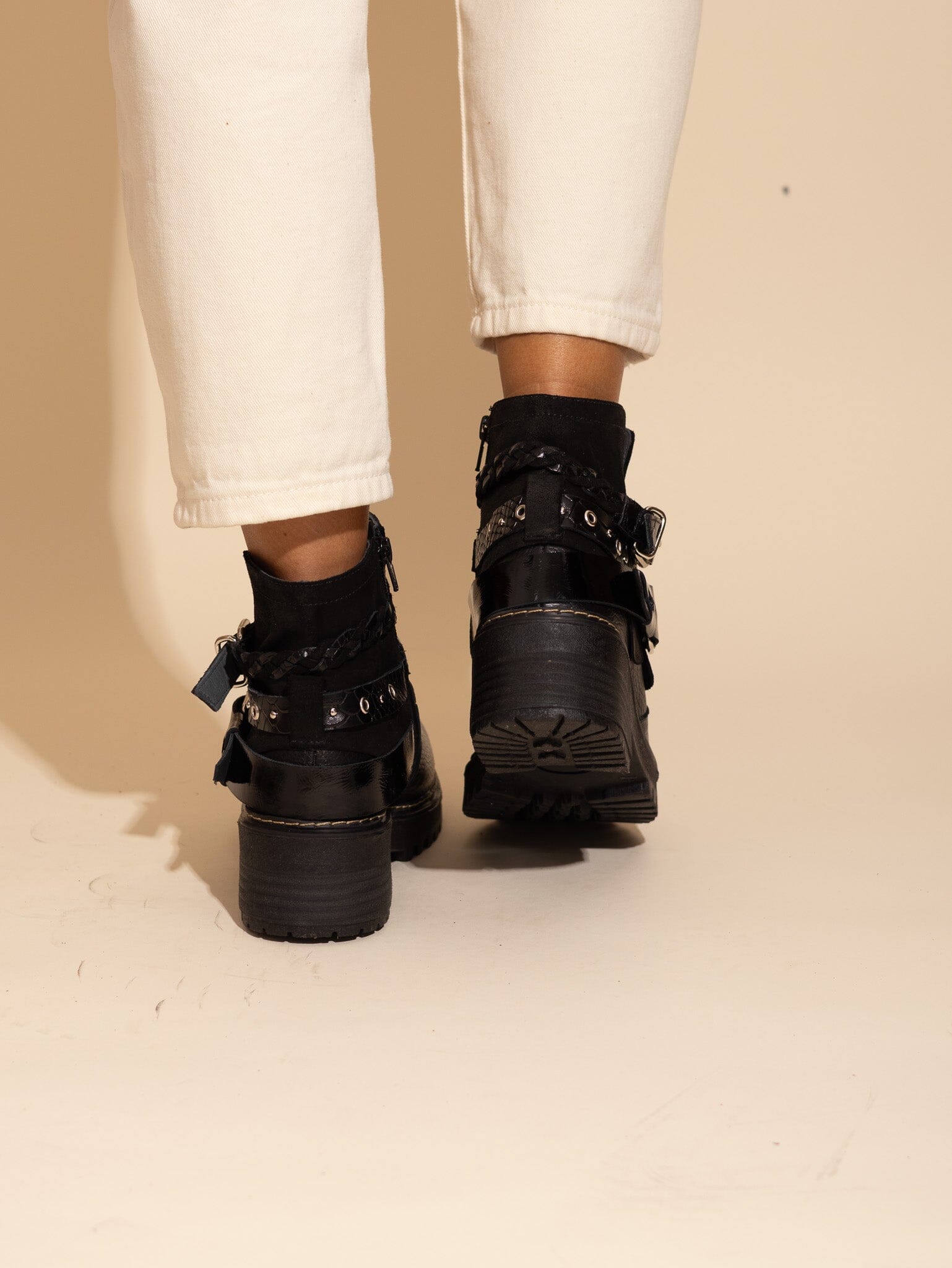 Botin Mujer / Queltehue Negro BOTINES Giani Dafirenze 