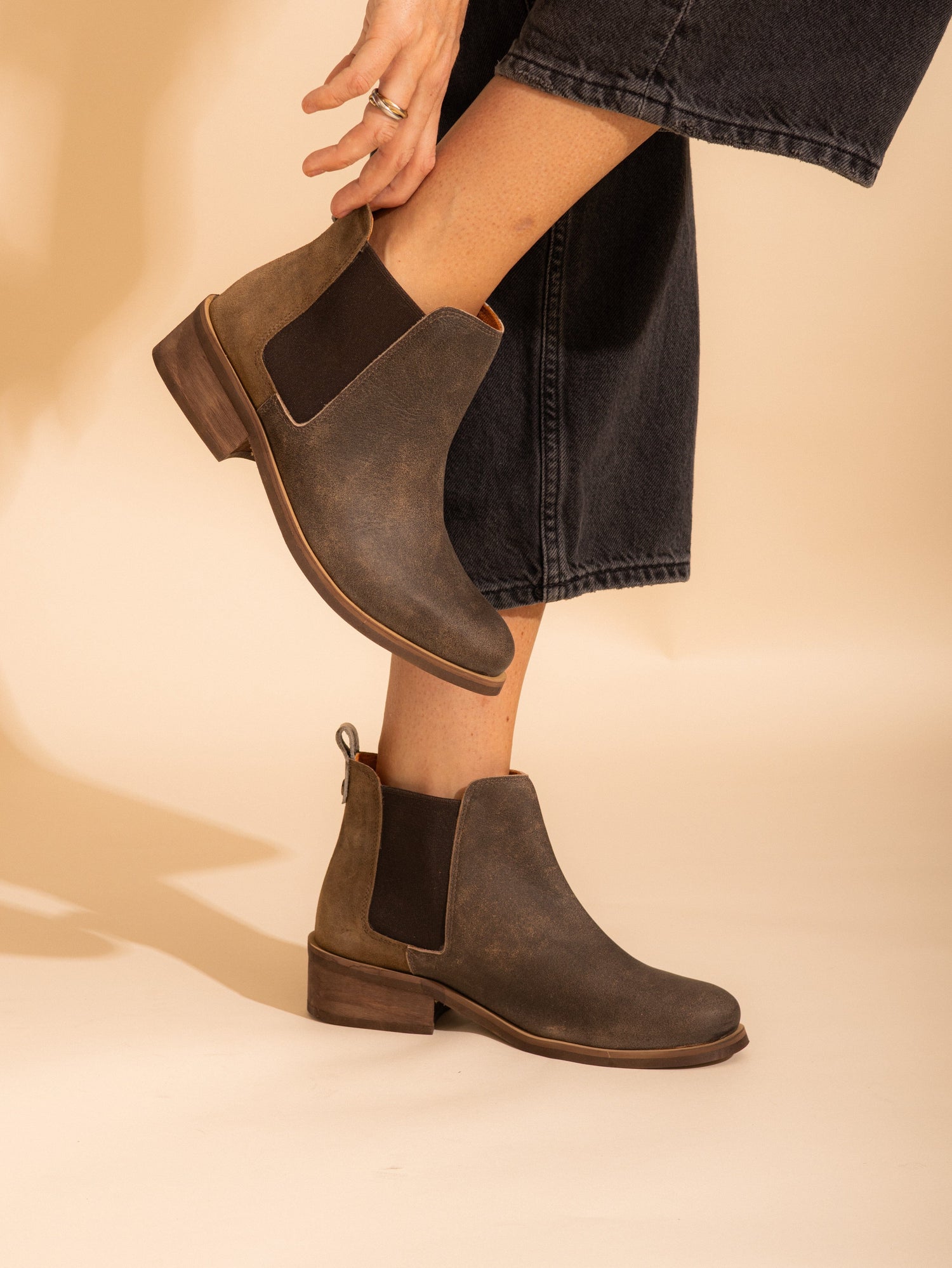 Botin Mujer / Tina Gris Taupe BOTINES Giani Dafirenze 