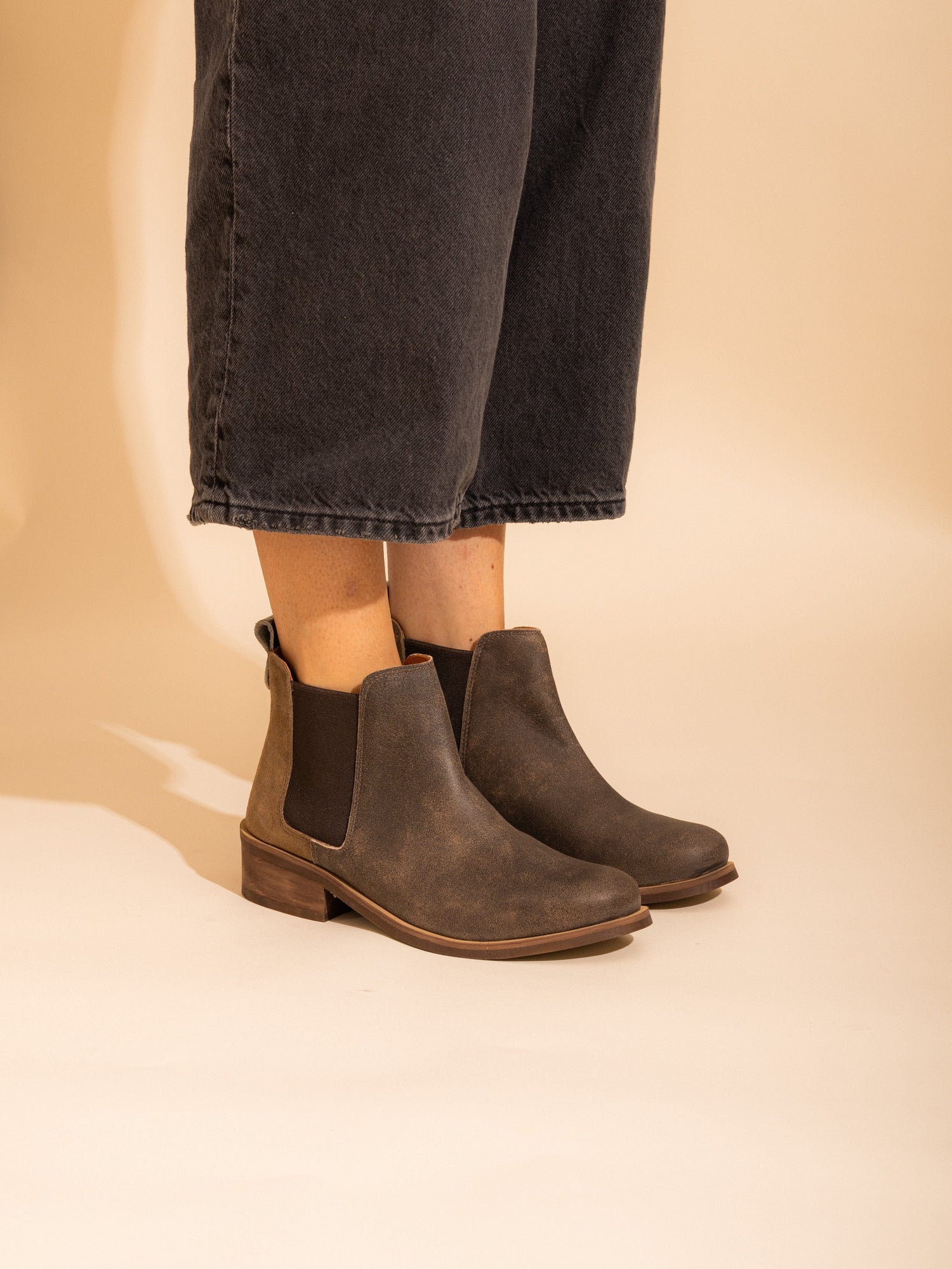 Botin Mujer / Tina Gris Taupe BOTINES Giani Dafirenze 