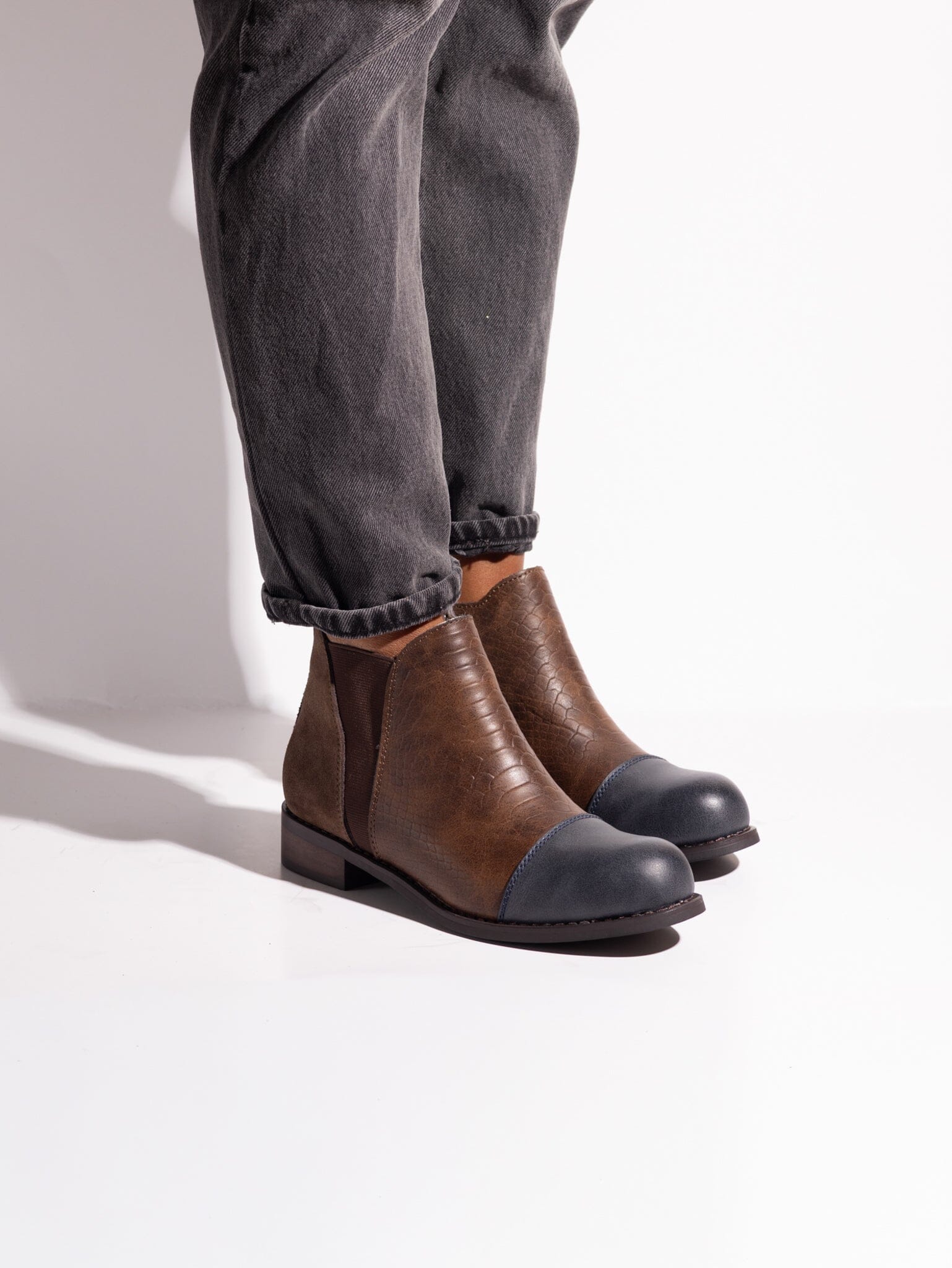 Botin Mujer / Verdecillo Cafe Gris