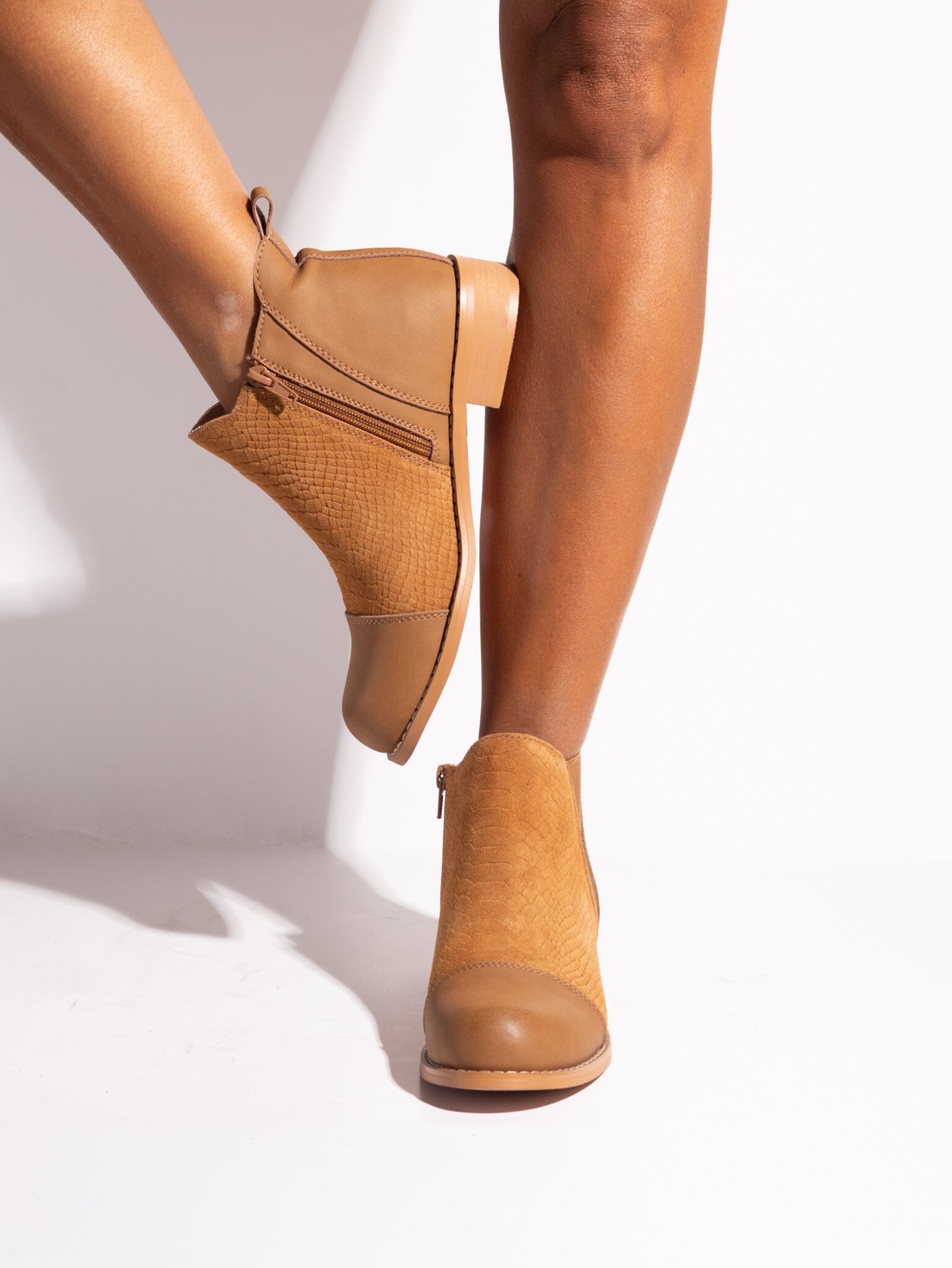 Botin Mujer / Verdecillo Camel BOTINES Giani Dafirenze 