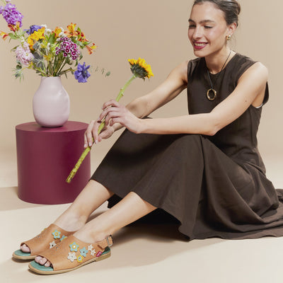 Sandalia Barbie / Kelly Camel