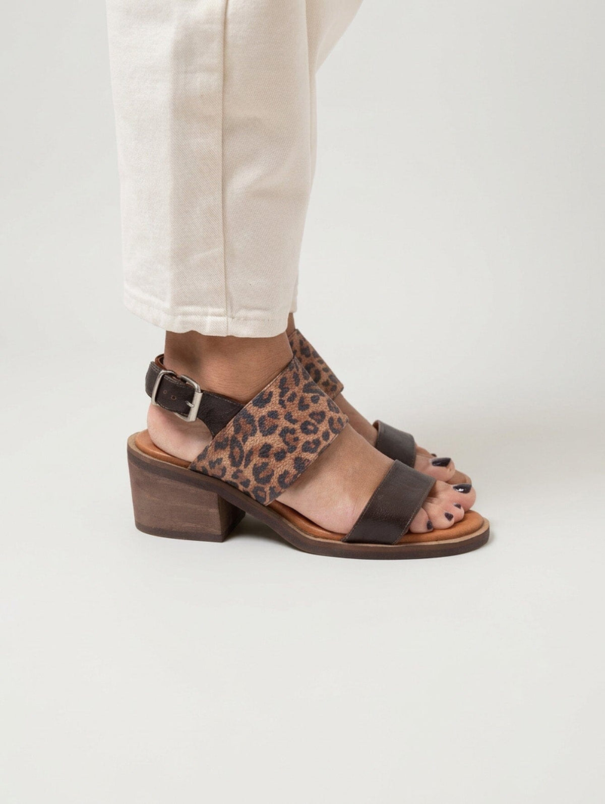 Sandalia Mujer / Adelia Café Leopardo SANDALIAS Giani Dafirenze 