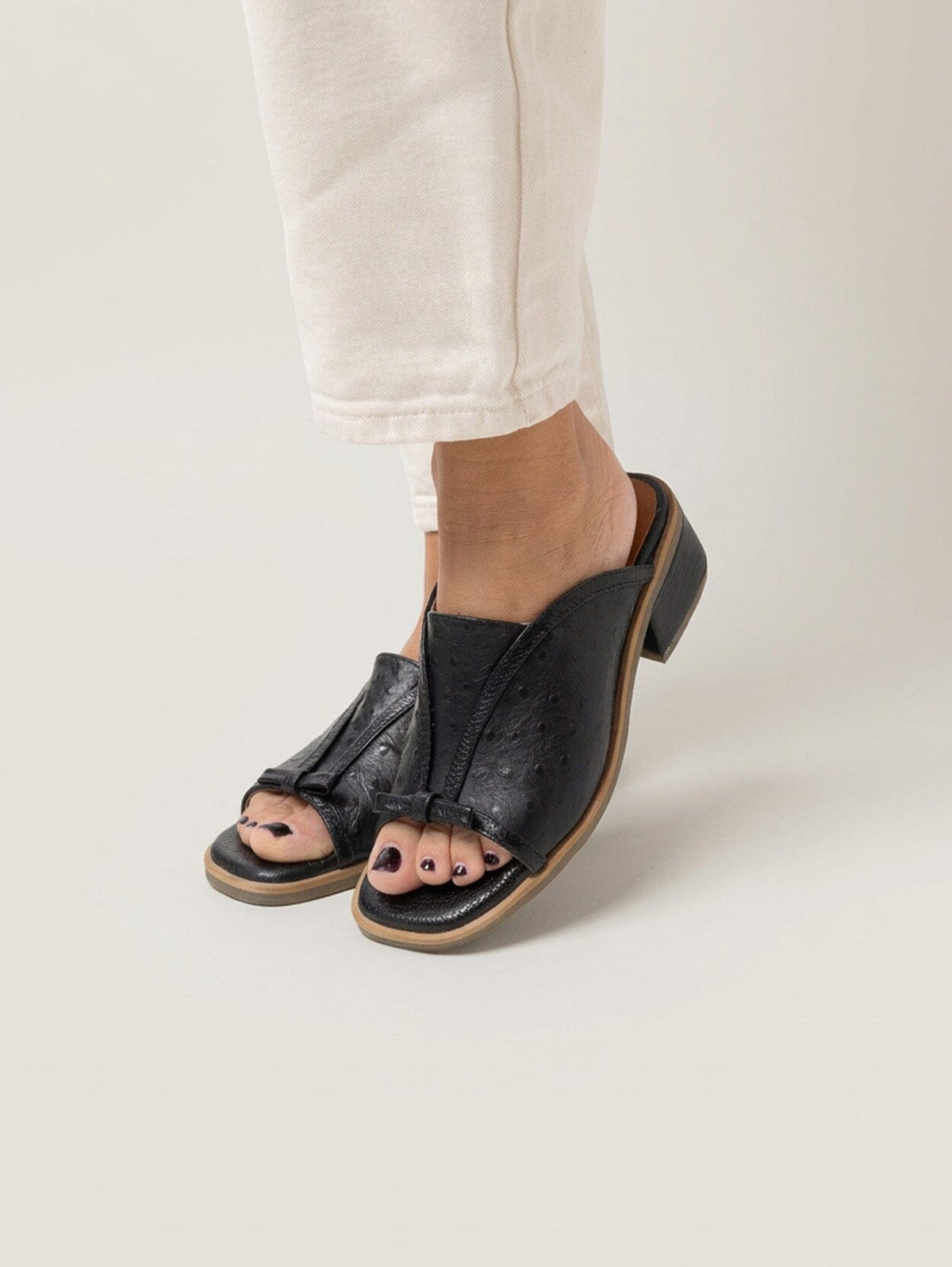 Sandalia Mujer / Arena Negro SANDALIAS Giani Dafirenze 