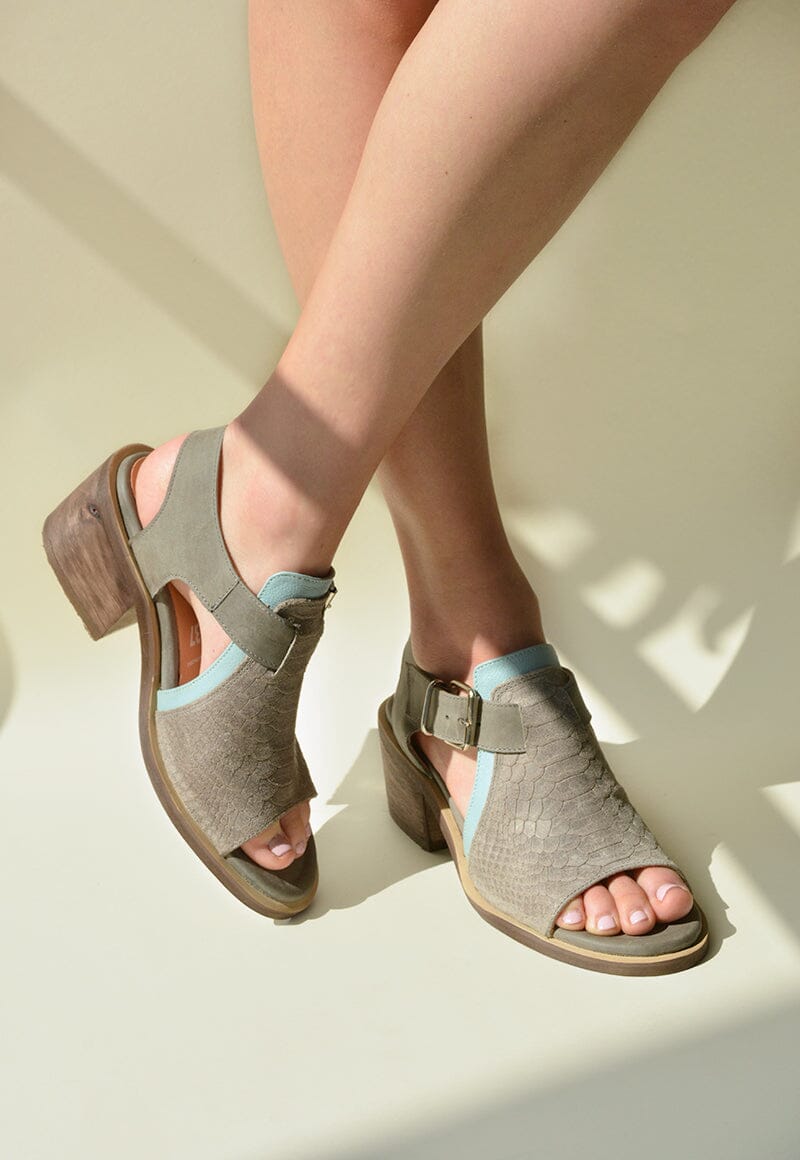 Sandalia Mujer / Guanay Gris SANDALIAS Giani Dafirenze 