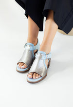 Sandalia Mujer / Guanay Metalico Celeste SANDALIAS Giani Dafirenze 