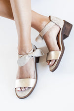 Sandalia Mujer / Halieto Beige Niquel SANDALIAS Giani Dafirenze 