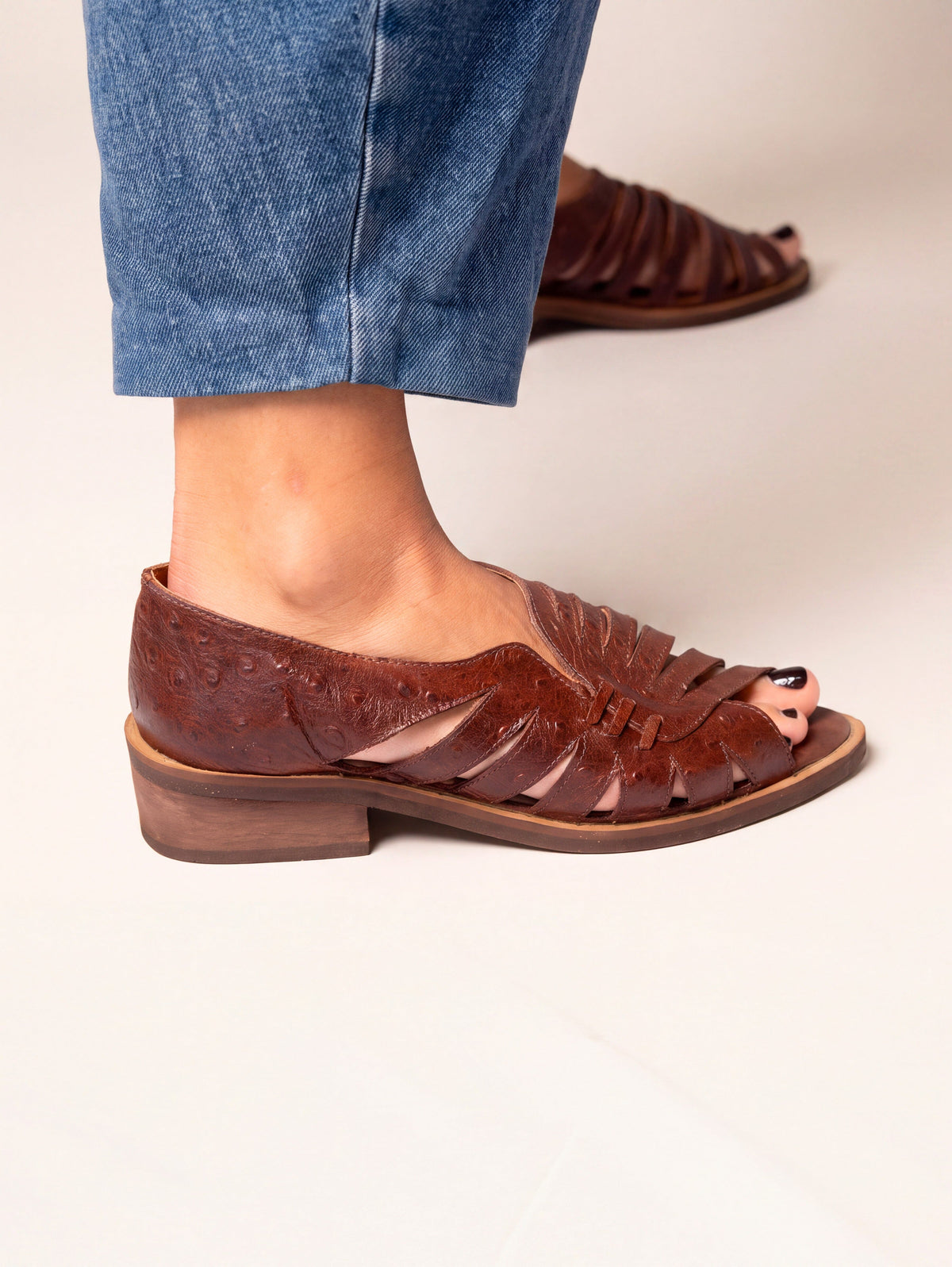 Sandalia Mujer / Mielero Café SANDALIAS Giani Dafirenze 