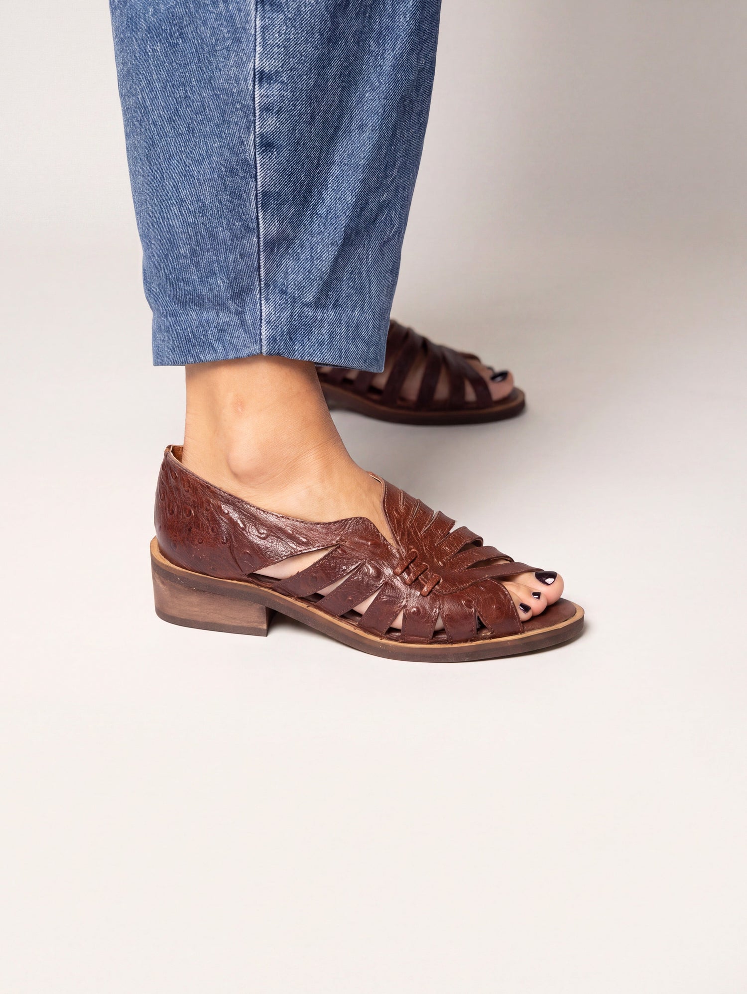 Sandalia Mujer / Mielero Café SANDALIAS Giani Dafirenze 