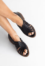 Sandalia Mujer / Mielero Negro SANDALIAS Giani Dafirenze 