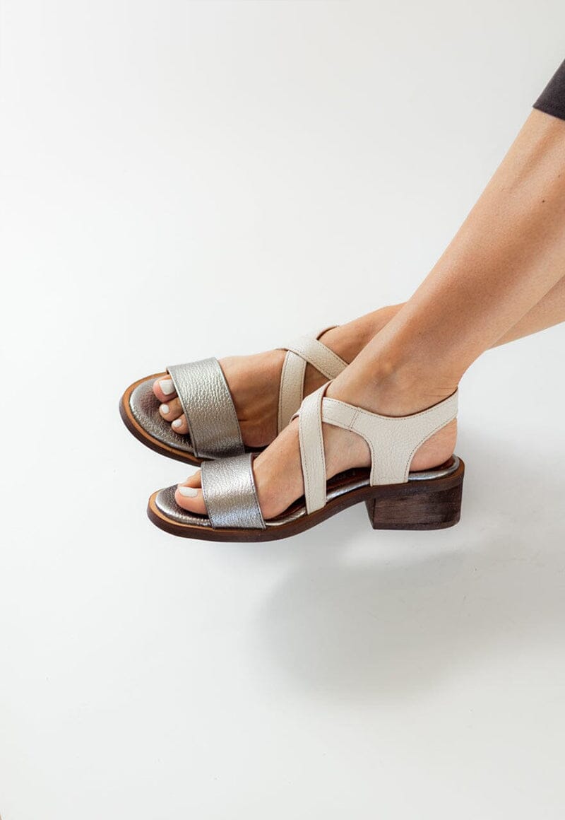 Sandalia Mujer / Salteador Metálico Beige SANDALIAS Giani Dafirenze 