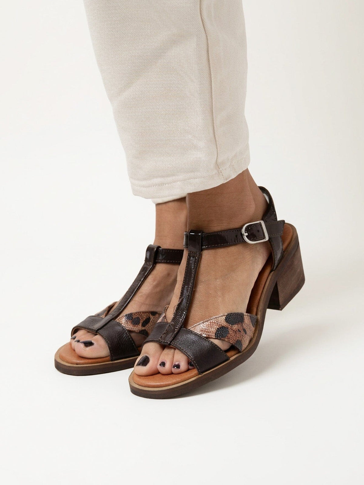 Sandalia Mujer / Sauco Café Leopardo SANDALIAS Giani Dafirenze 