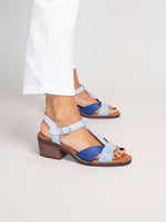 Sandalia Mujer / Sauco Celeste Azul SANDALIAS Giani Dafirenze 