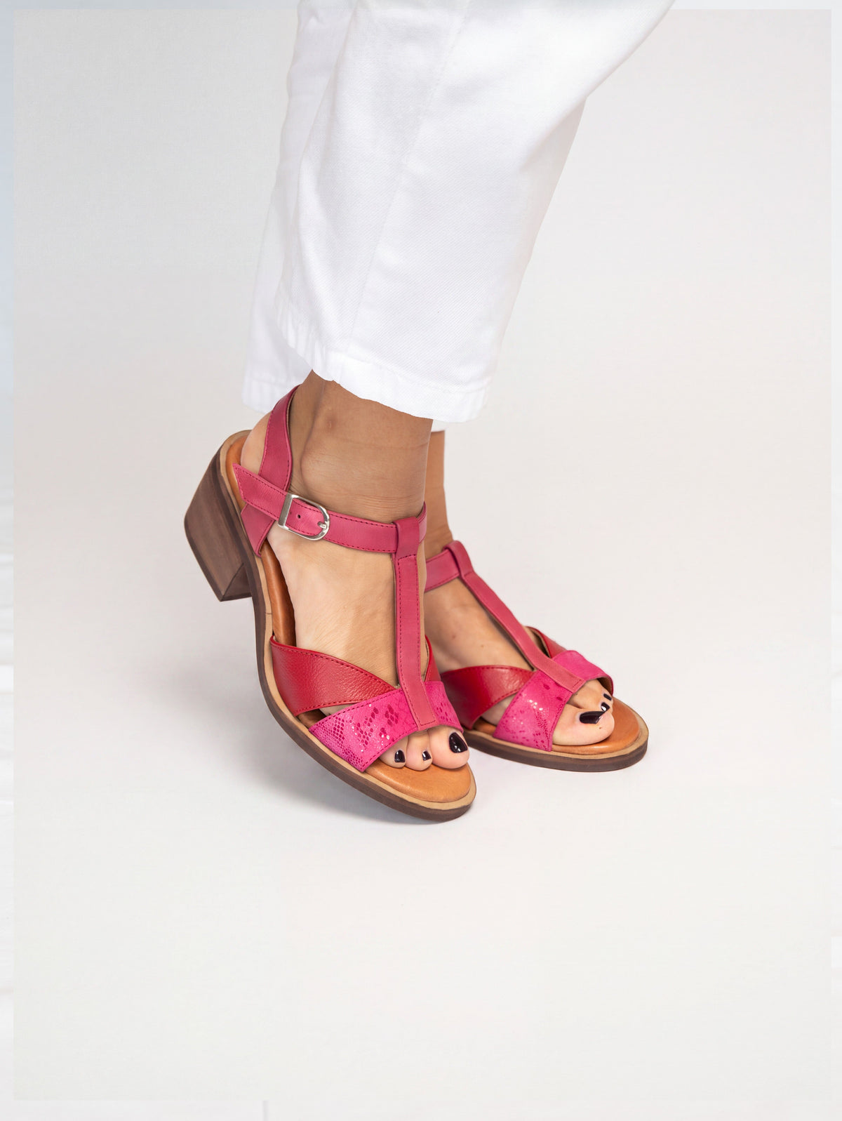 Sandalia Mujer / Sauco Fucsia Rojo SANDALIAS Giani Dafirenze 