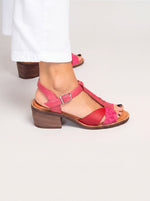 Sandalia Mujer / Sauco Fucsia Rojo SANDALIAS Giani Dafirenze 