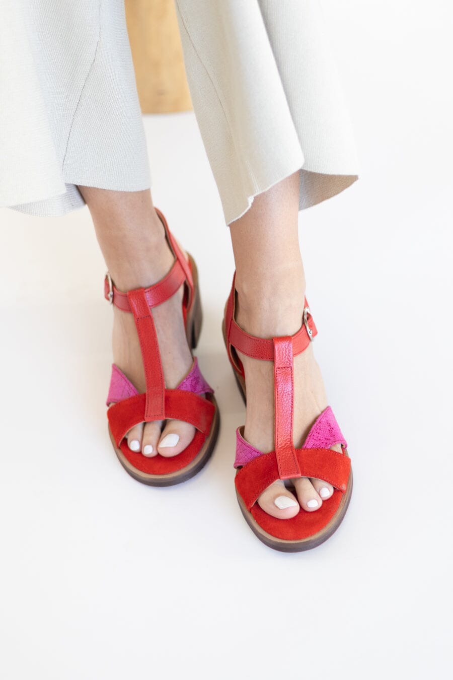 Sandalia Mujer / Sauco Rojo Fucsia SANDALIAS Giani Dafirenze 