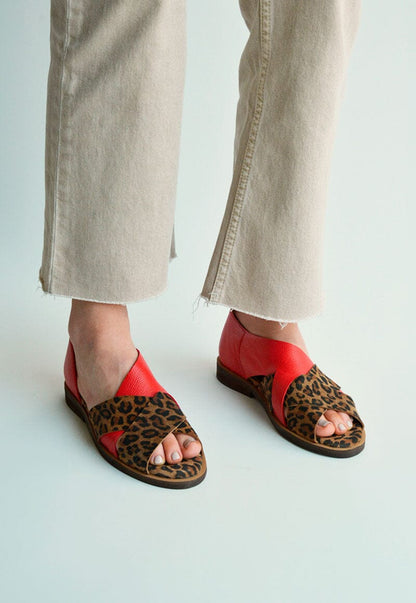 Sandalia Mujer / Socaire Leopardo Rojo SANDALIAS Giani Dafirenze 