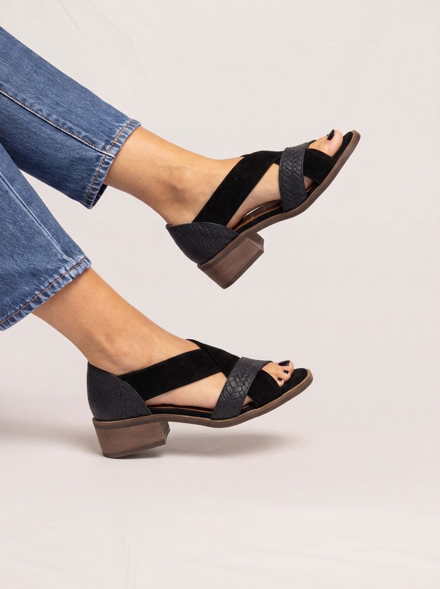 Sandalia Mujer / Tortolita Negro SANDALIAS Giani Dafirenze 
