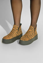 Zapatilla Mujer / Canario Zebra Camel ZAPATILLAS Giani Dafirenze 