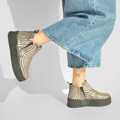 Zapatilla Mujer / Canario Zebra Metálico
