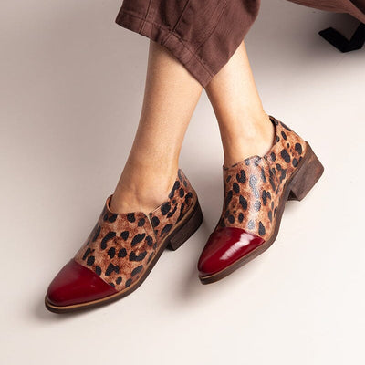 Zapato Mujer / Homero Burdeo Print